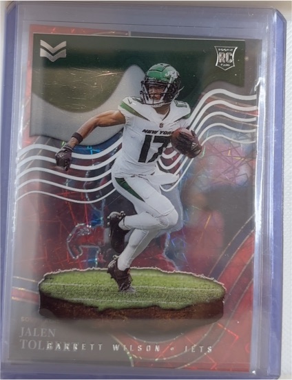 2022 Panini Chronicles Magnitude #MAG-28 Garrett Wilson — front