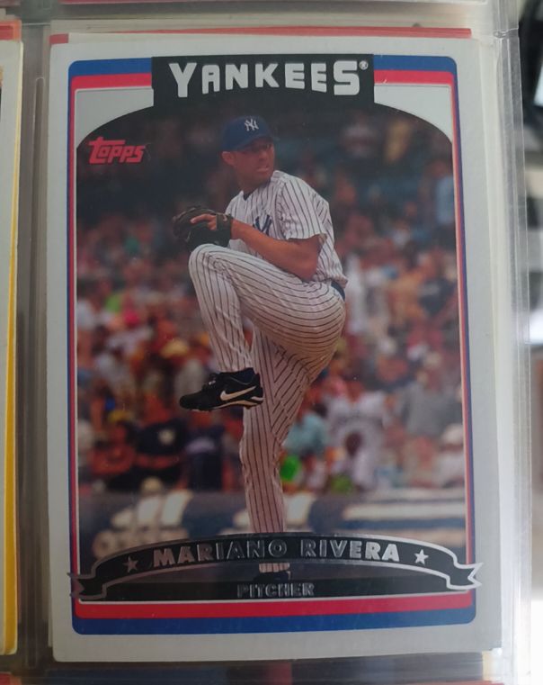 2006 Topps #110 Mariano Rivera — front