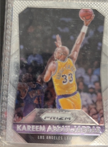 2015-16 Panini Prizm #33 Kareem Abdul-Jabbar — front