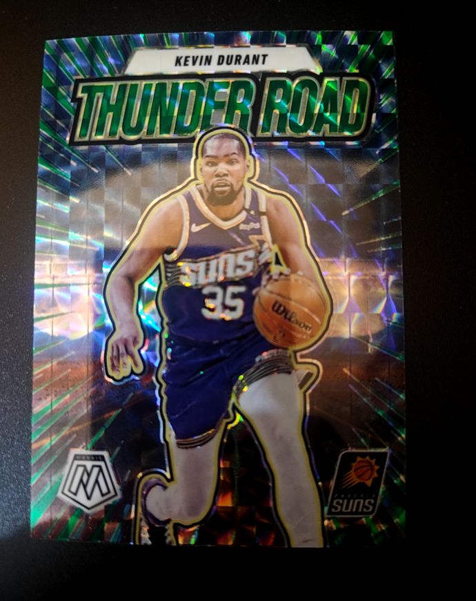 2024-25 Panini Mosaic #2 Kevin Durant Thunder Road Green Prizm — front