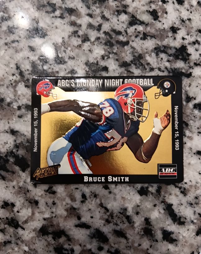 1993 Action Packed Monday Night Football #78 Bruce Smith — front