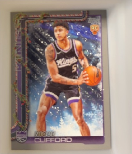 2025-26 Topps Holiday #H184 Nique Clifford — front