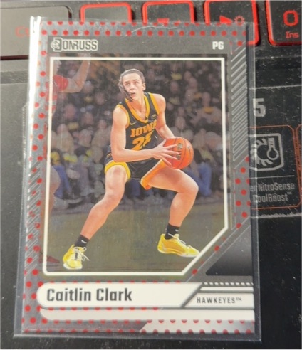 2024 Panini Donruss #8 Caitlin Clark — front