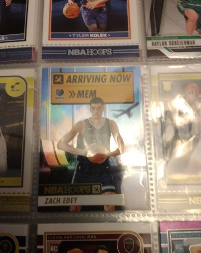 2024-25 Panini NBA Hoops Arriving Now #Zach Edey — front