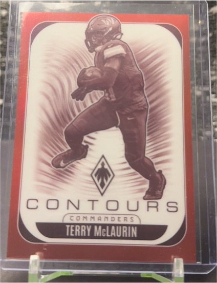 2025 Panini Phoenix #32 Terry McLaurin Contours — front