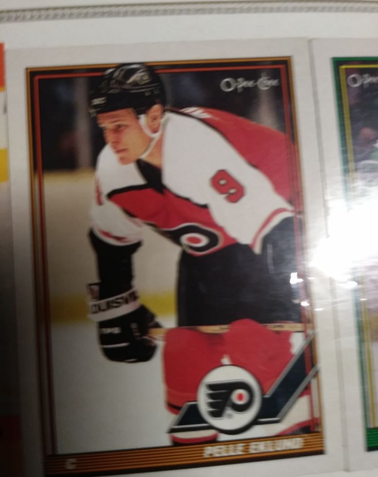1991-92 O-Pee-Chee #111 Pelle Eklund — front