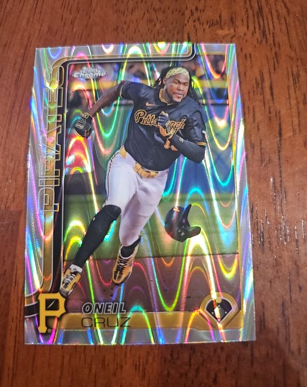 2025 Topps Chrome #252 Oneil Cruz — front