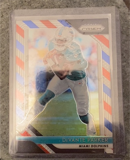 2017 Panini Prizm #258 DeVante Parker — front