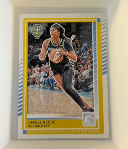 2025 Panini Donruss WNBA #71 Angel Reese — front