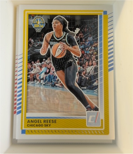 2025 Panini Donruss WNBA #71 Angel Reese — front