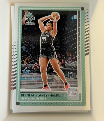 2025 Panini Donruss WNBA #59 Betnijah Laney-Hamilton — front