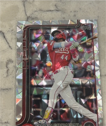 2025 Topps Update #7 Elly De La Cruz Grand Giveaway Green Foil — front