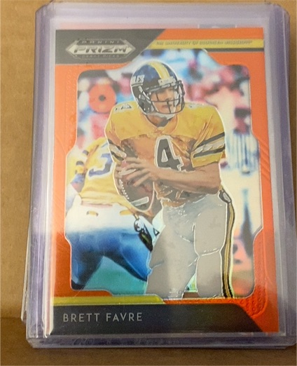 2019 Panini Prizm Draft Picks #16 Brett Favre — front