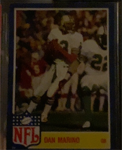 1990 Pro Set #89 Dan Marino — front