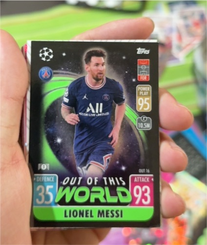 2021-22 Topps Match Attax UCL Extra #OUT 16 Lionel Messi — front