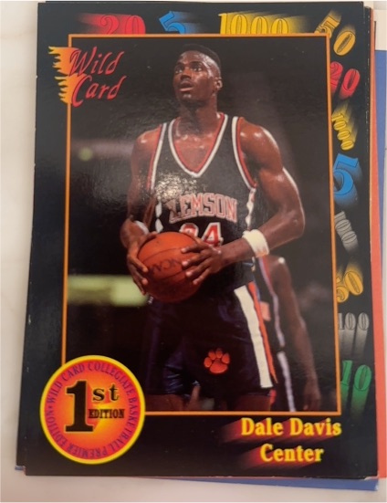 1991 Wild Card #24 Dale Davis — front