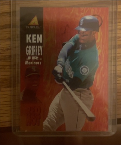 1995 Pinnacle Red Hot #RH2 Ken Griffey Jr. — front