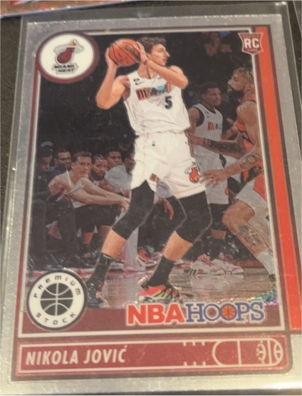 2022-23 Panini Chronicles Hoops Premium Stock #583 Nikola Jovic — front