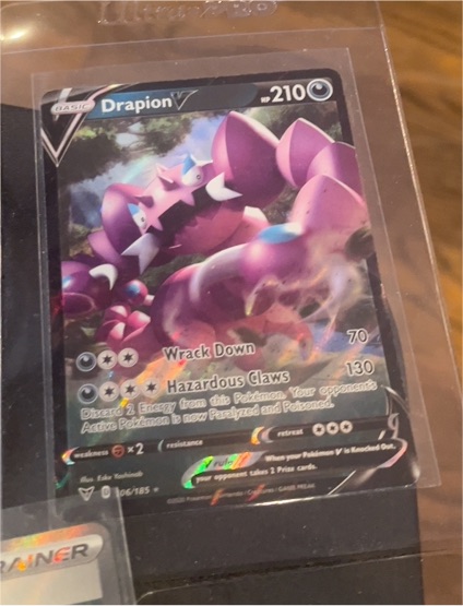 2020 Pokémon TCG Drapion V 106/185 — front