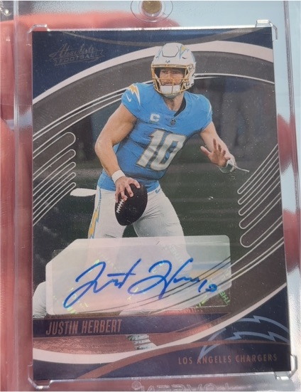 2025 Panini Absolute Football #11 Justin Herbert — front
