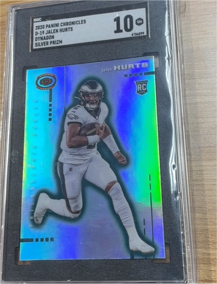 2020 Panini Chronicles Dynagon #D-19 Jalen Hurts — front