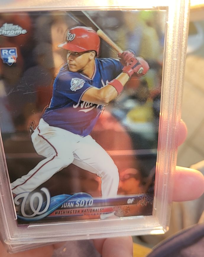 2018 Topps Chrome Update #US300 Juan Soto — front