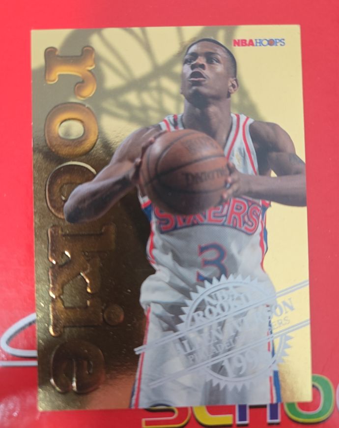 1996-97 NBA Hoops #12 Allen Iverson Rookie Gold Foil — front