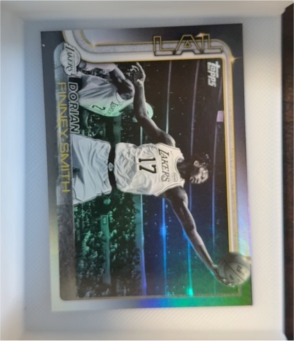 2025-26 Topps #149 Dorian Finney-Smith Blackout — front