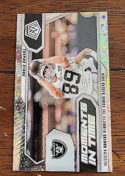 2025 Panini Mosaic Moments In Time #17 Brock Bowers — front