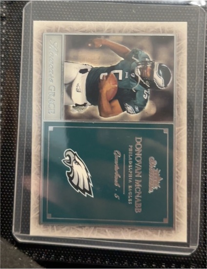 2004 Fleer Showcase #19SG Donovan McNabb Showcase Grace — front
