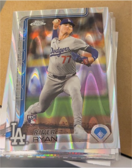 2025 Topps Chrome #18 River Ryan — front