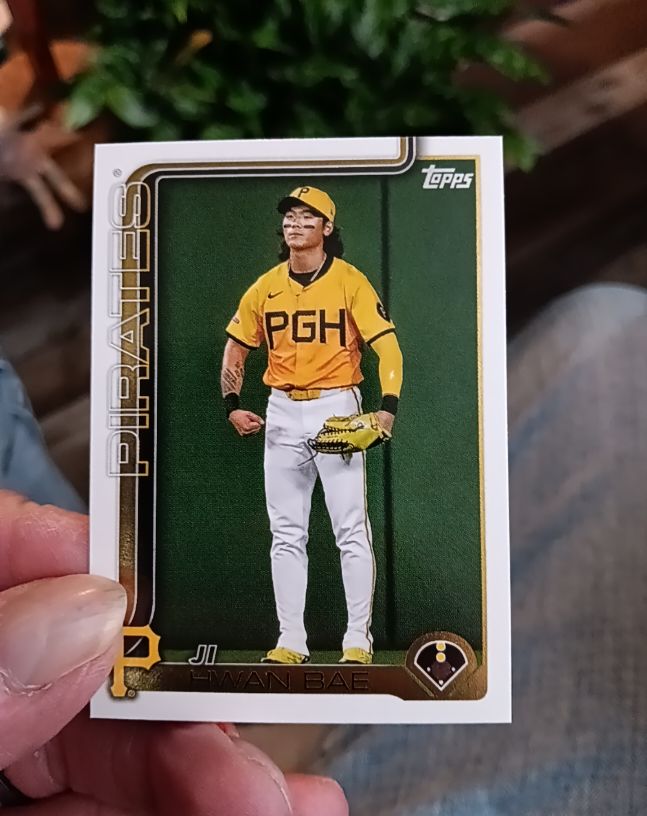 2025 Topps Update #US64 Ji Hwan Bae — front