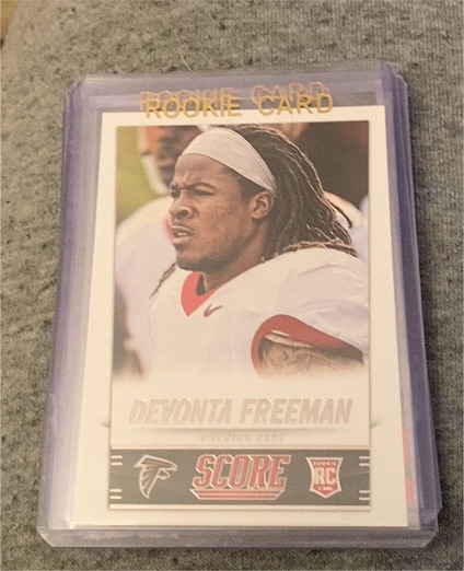 2014 Panini Score #365 Devonta Freeman Rookie Card — front