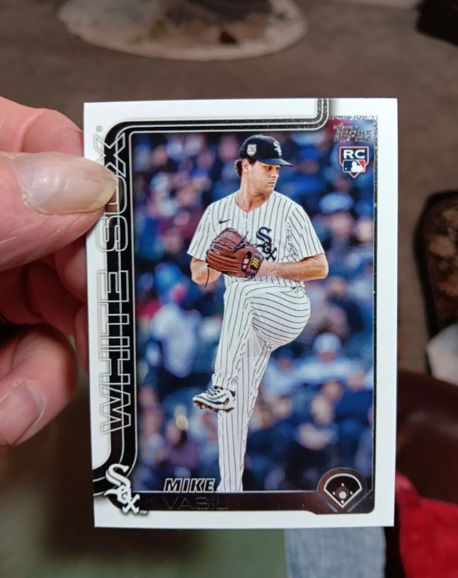 2025 Topps Update #US219 Mike Vasil — front