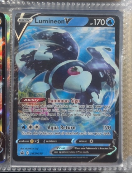 2022 Pokémon TCG SWSH #SWSH250 Lumineon V — front