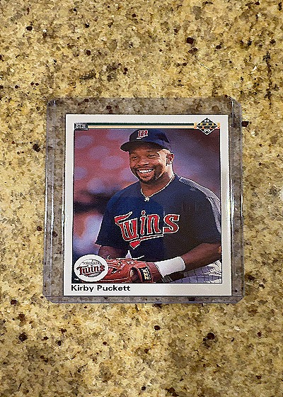 1990 Upper Deck #236 Kirby Puckett — front