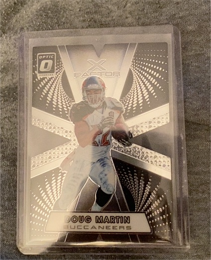 2016 Donruss Optic X Factor #8 Doug Martin — front