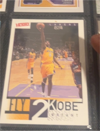 2000-01 Upper Deck Victory Fly 2 Kobe #292 Kobe Bryant — front