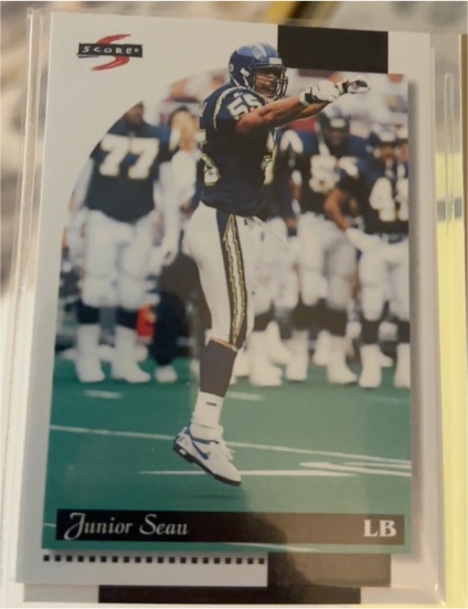 1996 Score #165 Junior Seau — front