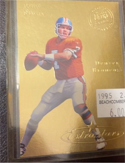 1995 Fleer Ultra Extra Stars Gold Medallion #525 John Elway — front