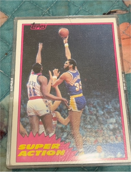 1981-82 Topps #106 Kareem Abdul-Jabbar Super Action — front