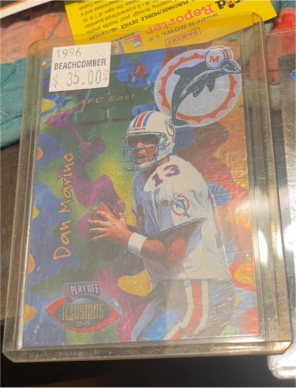 1996 Playoff Illusions #82 Dan Marino — front