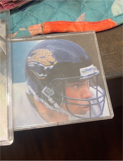 1995 Playoff Absolute Die-Cut Helmet Marcus Allen #HDC8 HOF — front