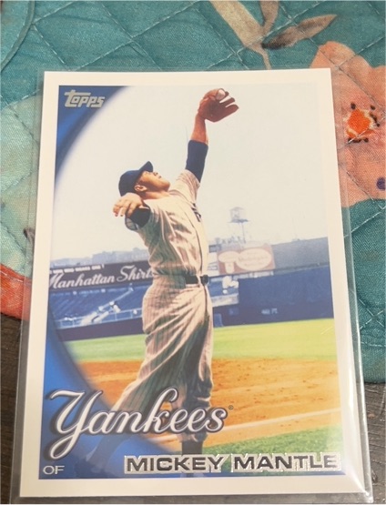 2010 Topps #7 Mickey Mantle — front