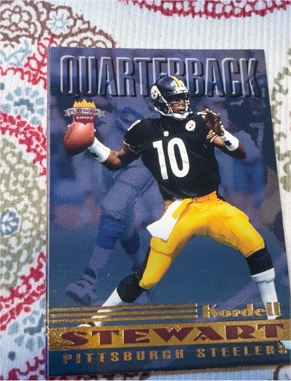 1997 Score Board Playbook #10 Kordell Stewart — front