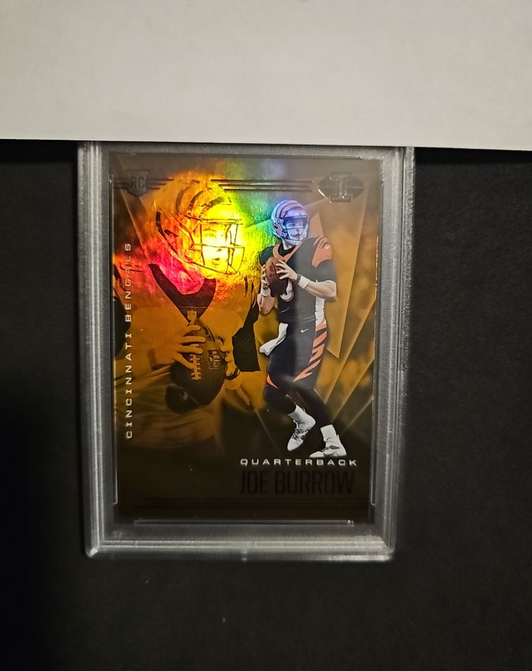 2020 Panini Illusions #5 Joe Burrow — front