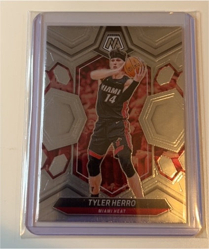 2023 Panini Mosaic #11 Tyler Herro — front
