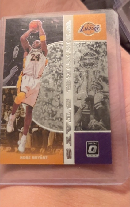 2019-20 Panini Donruss Optic #12 Kobe Bryant Winner Stays — front
