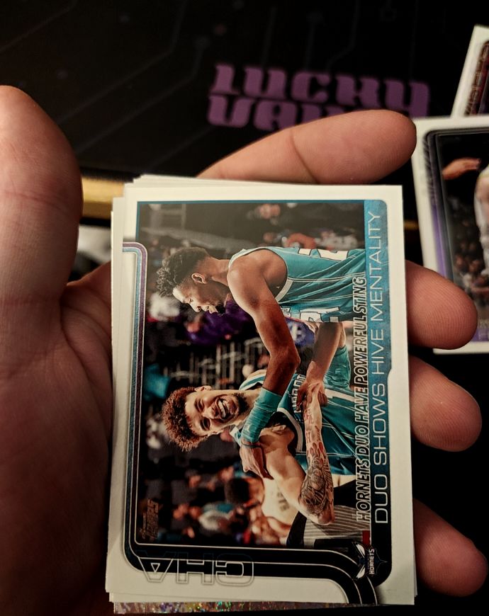 2025-26 Topps #283 Hornets Duo Have Powerful Sting: Duo Shows Hive Mentality — front