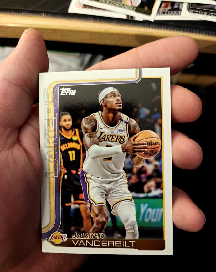 2025-26 Topps #155 Jarred Vanderbilt — front